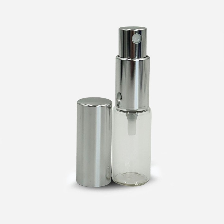 Tube en Verre étiré 8ml avec pompe spray métal brillant monté et capot métal brillant à coté